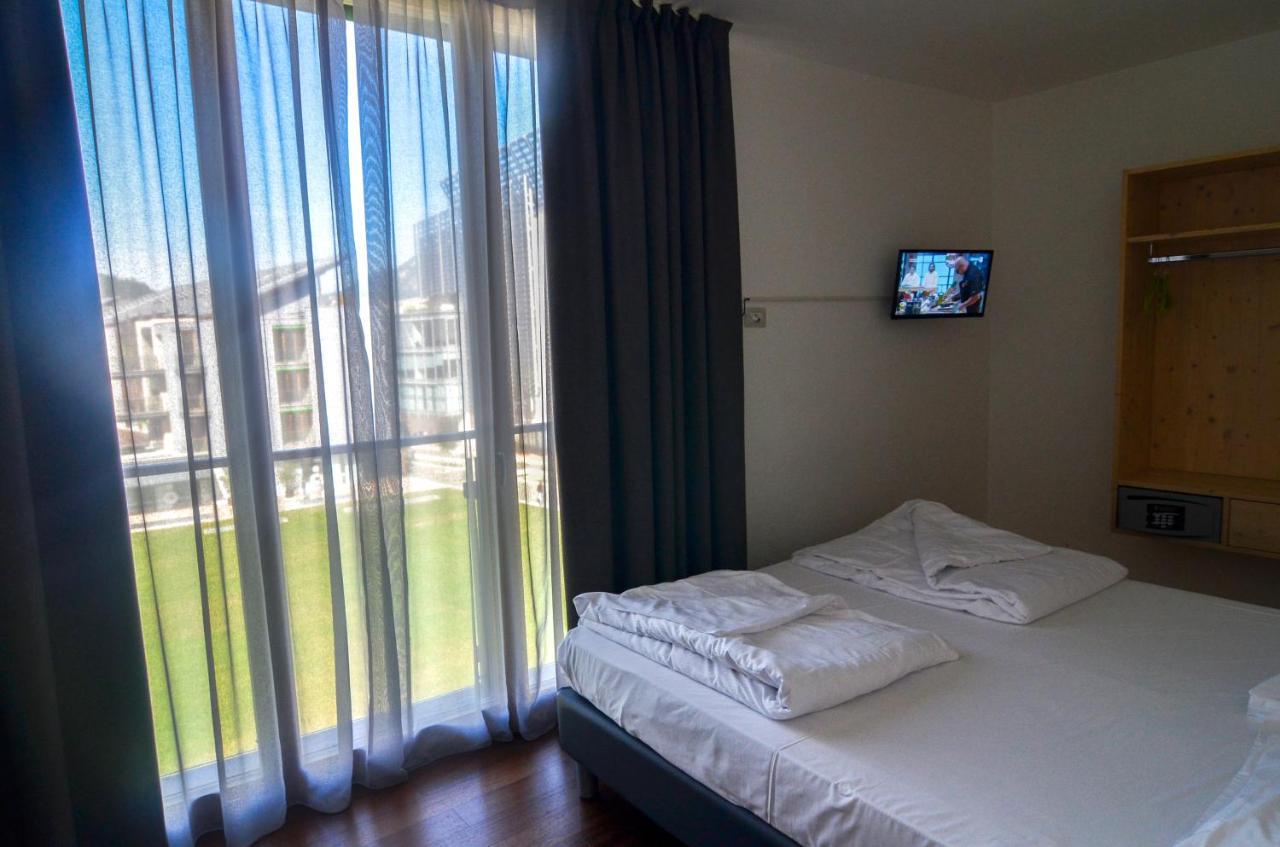 Komodo Short Stay Apartments Trento Exteriér fotografie
