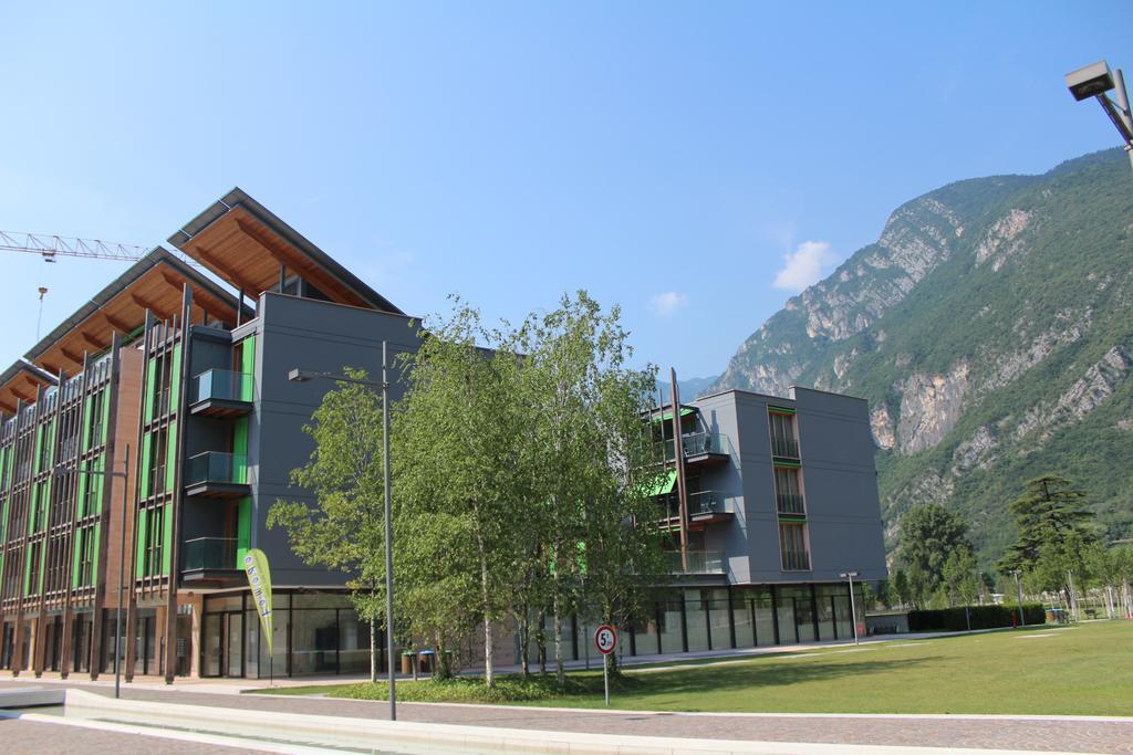 Komodo Short Stay Apartments Trento Exteriér fotografie